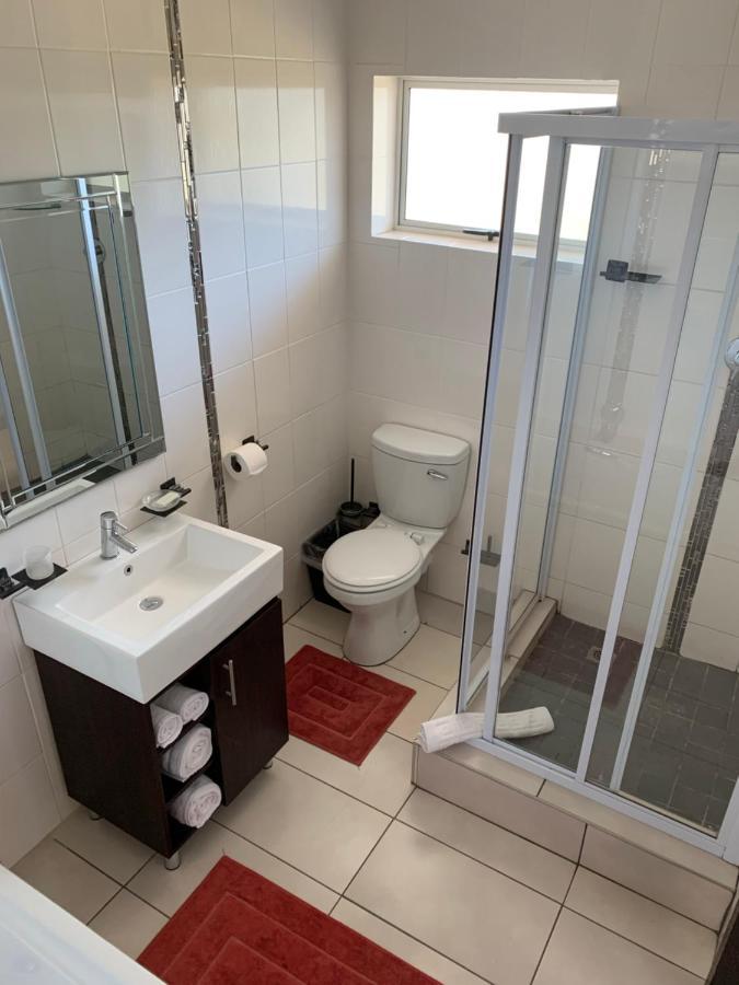 Leighton Court Hotel Нюкасъл Екстериор снимка